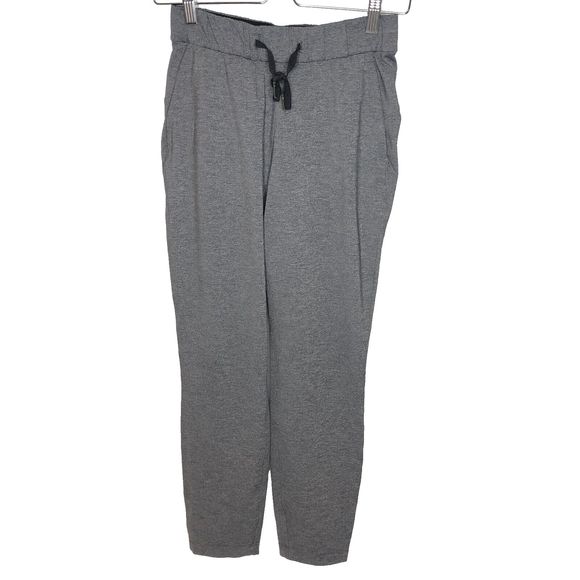Lululemon On The Fly Pant Joggers Size 2 Heathered Black Gray Luxtreme W5ASSS - Picture 1 of 6